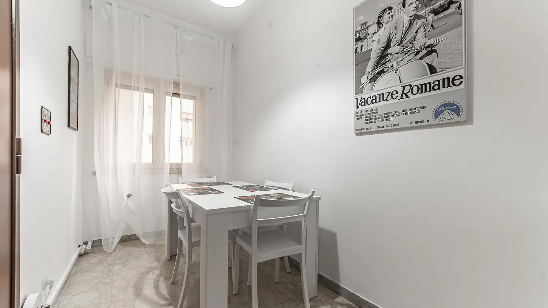 Vacanze Romane - Metro Teano & Wi-Fi Apartment  Rome
