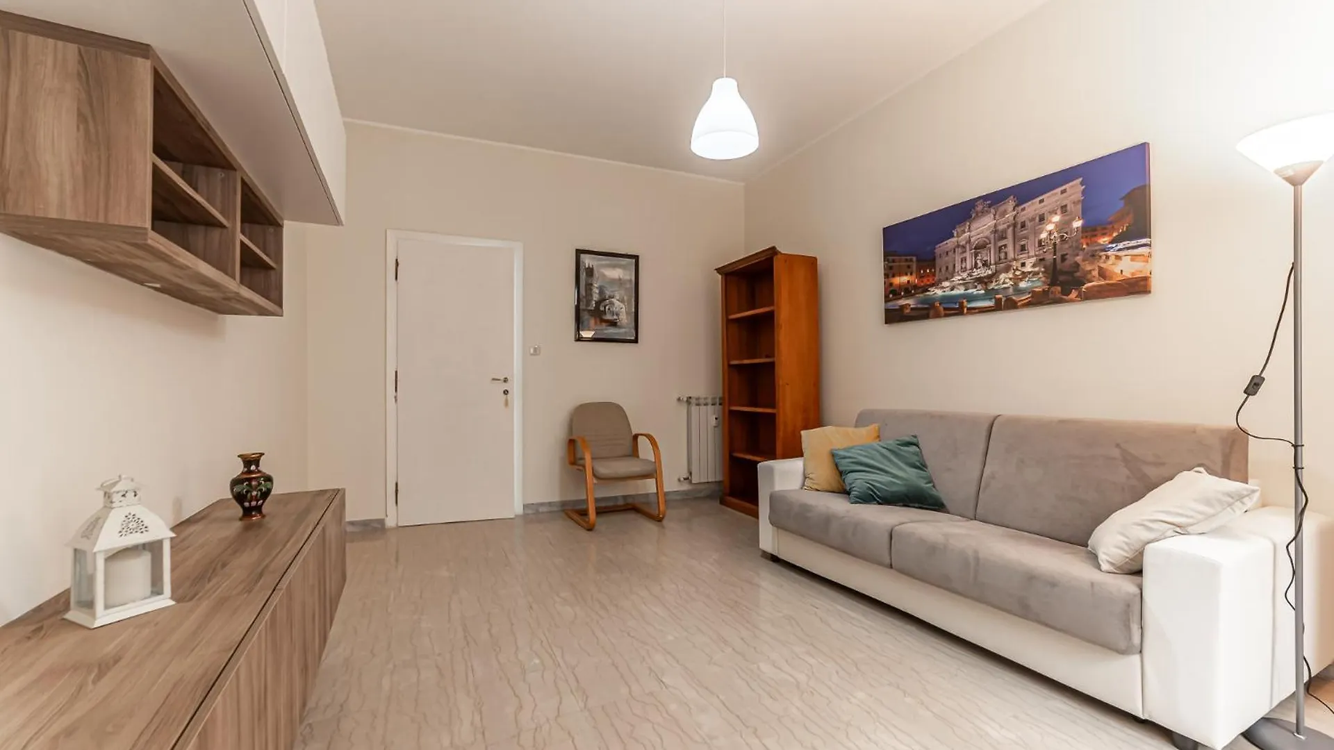 Vacanze Romane - Metro Teano & Wi-Fi Apartment Rome